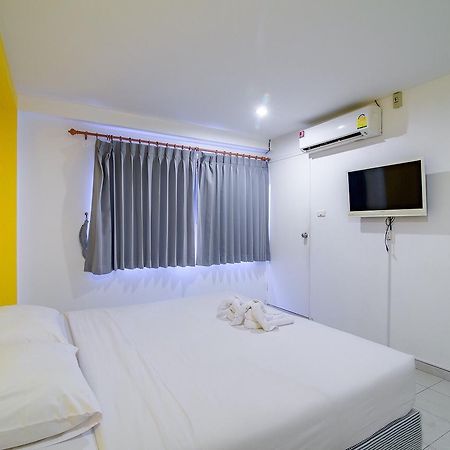 Blue Moon Hotel 华欣 外观 照片