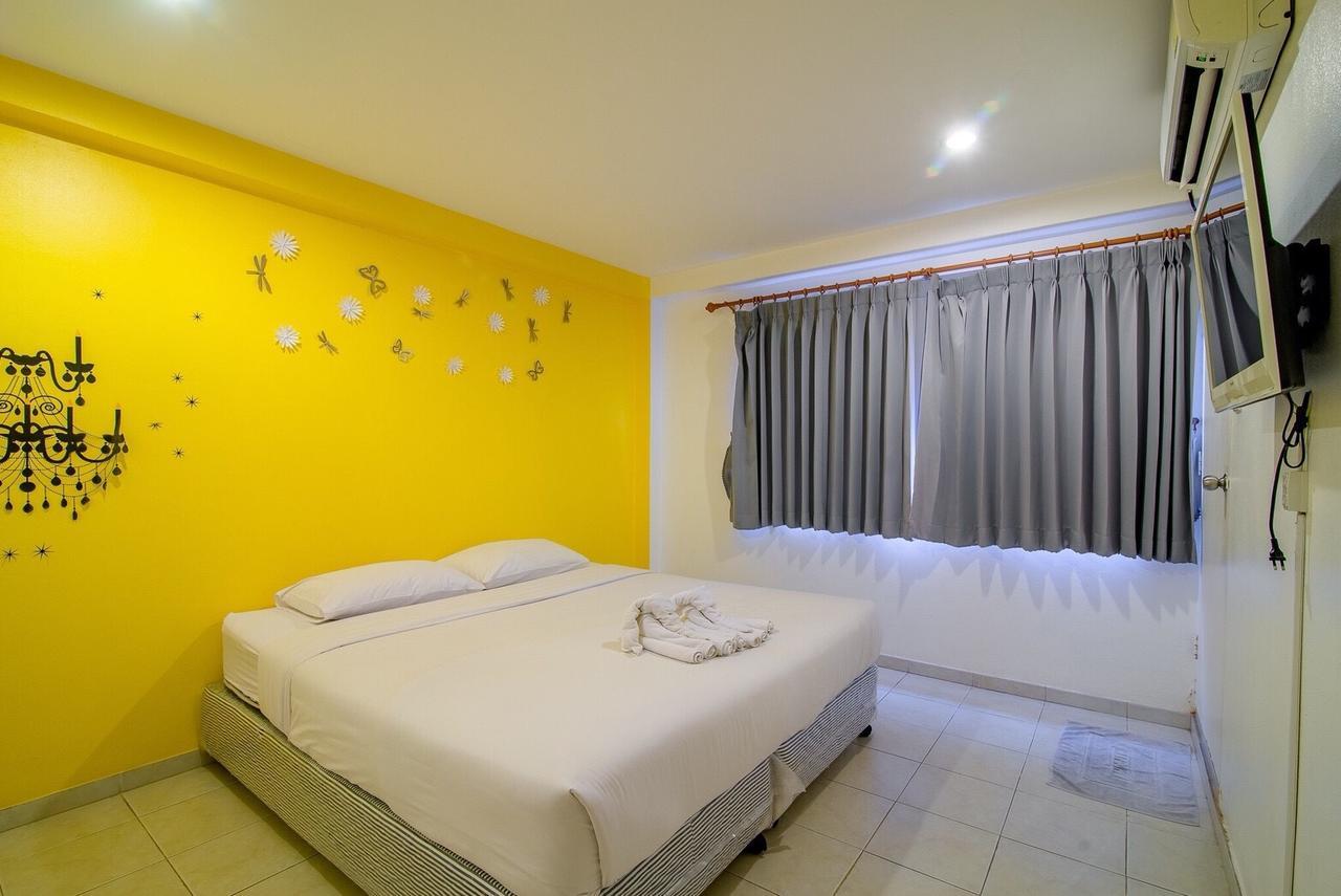 Blue Moon Hotel 华欣 外观 照片
