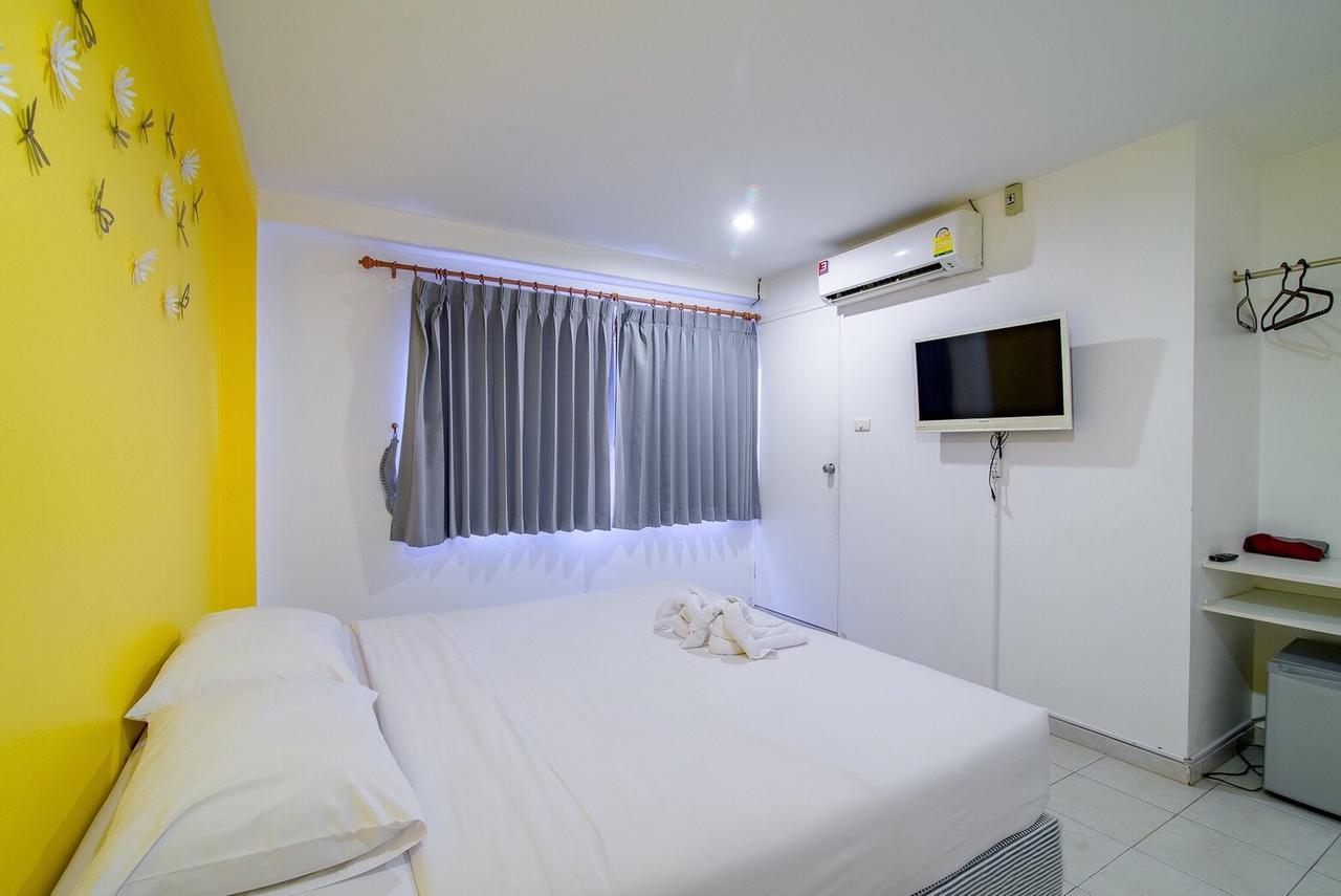 Blue Moon Hotel 华欣 外观 照片